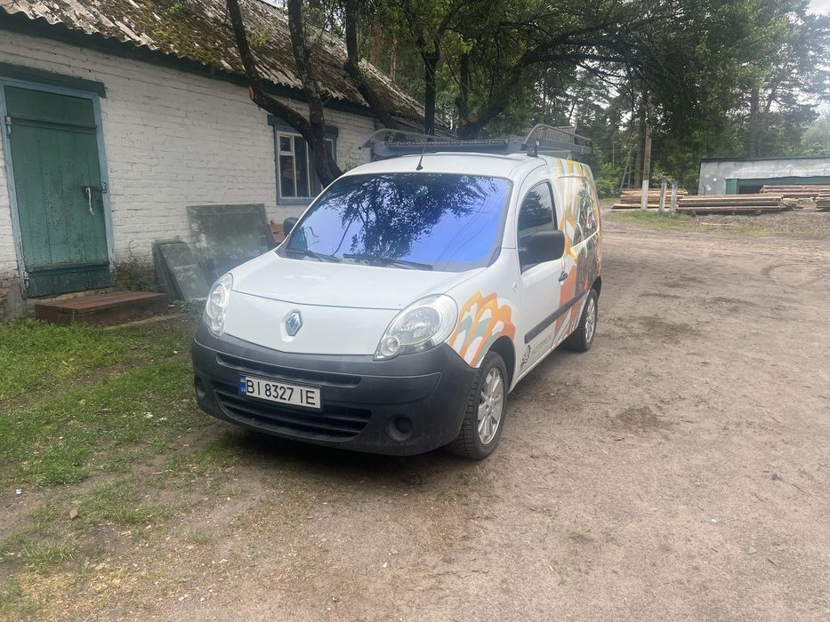 Renault kangoo.