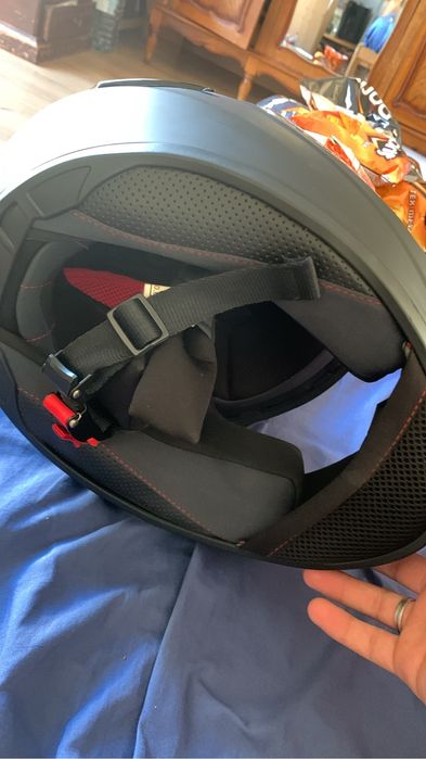 Capacete totalmente novo ( usei duas vezes apenas )