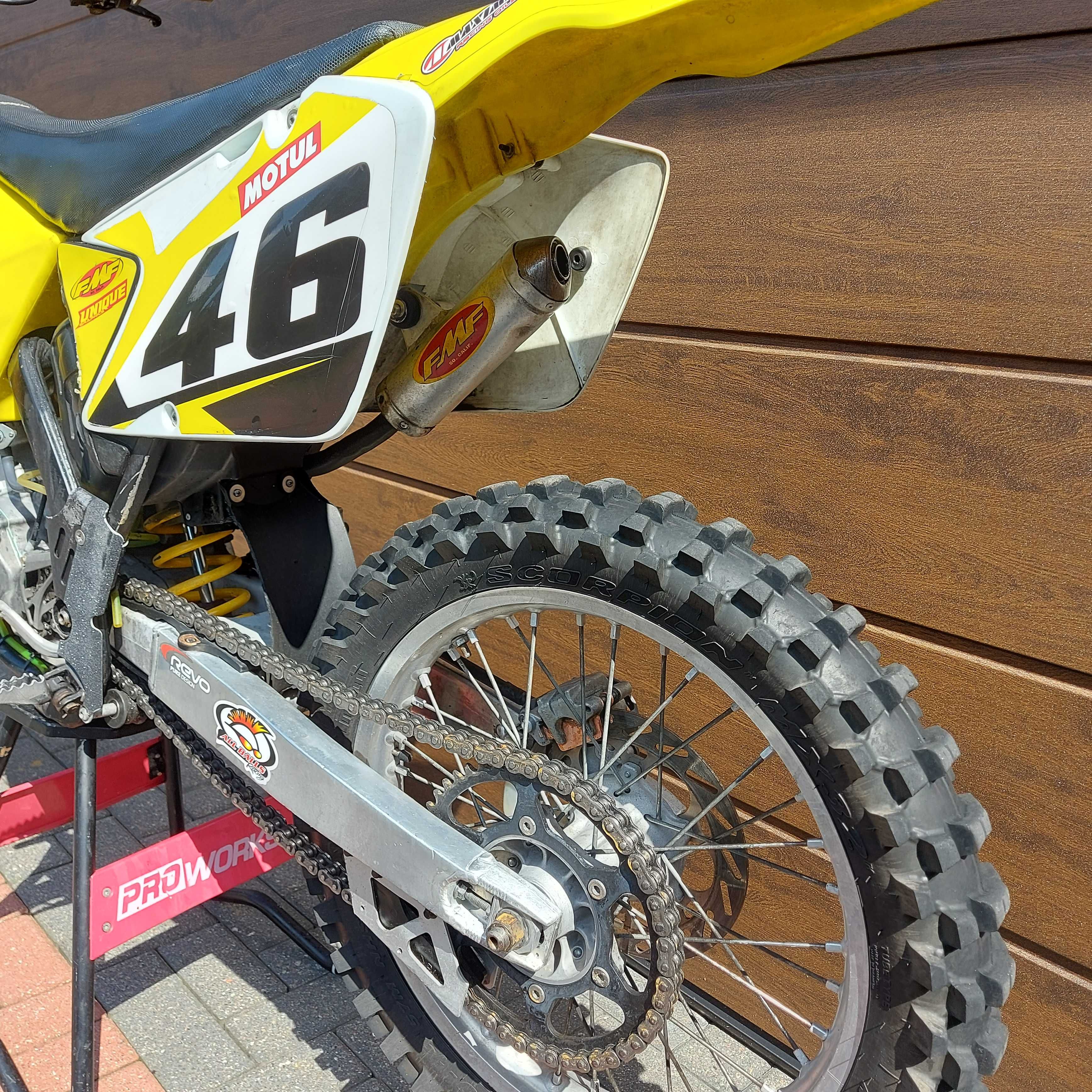 Suzuki RM 125 ładny stan 2006r po generalnym remoncie.