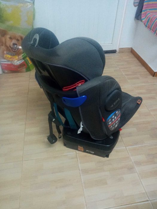 Cadeira auto giratoria  c exofix e ajustavel em bom estado