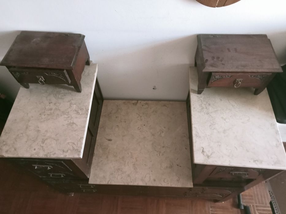 Tocador antigo em bom estado