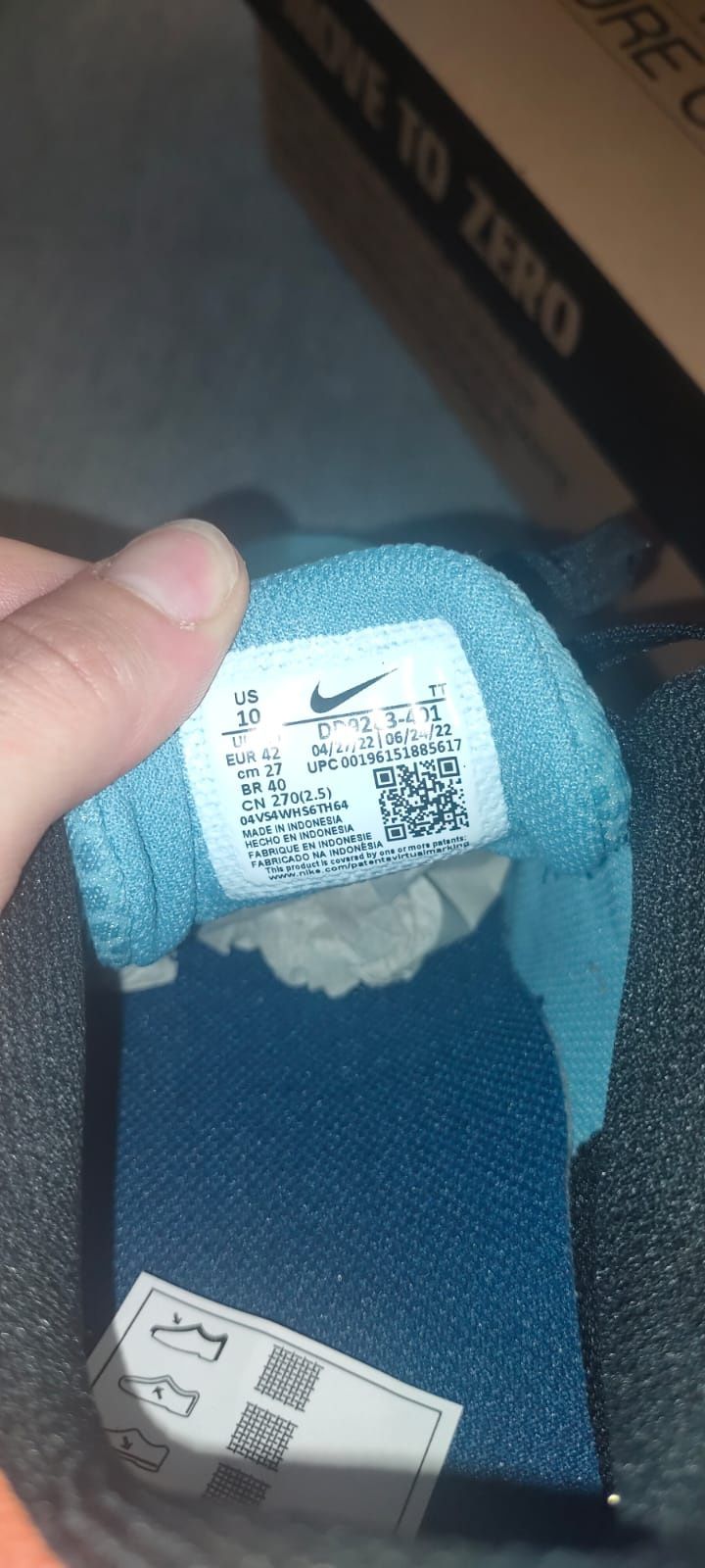 Buty NIKE r 42 nowe 100% oryginał pudełko