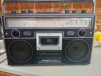 Radiomagnetofon Universum Senator