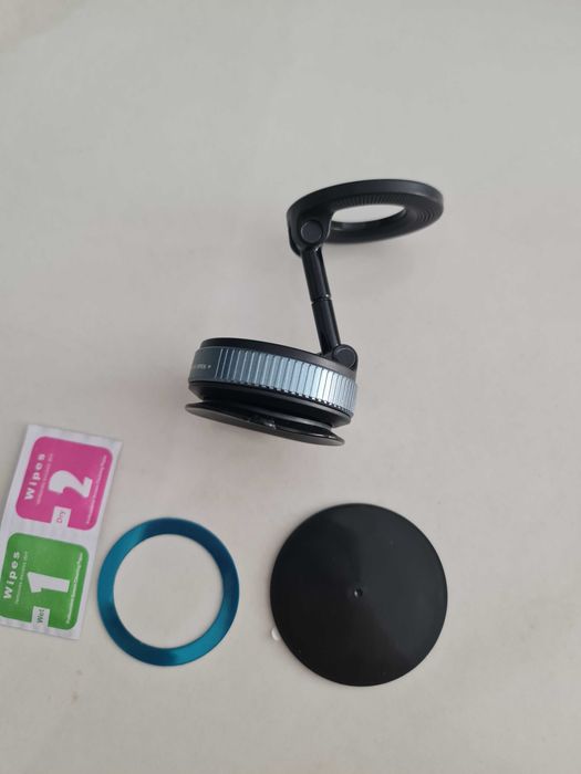 3.  Suporte Magnético para Telemóvel  – Forte, Dobrável e Ajustável