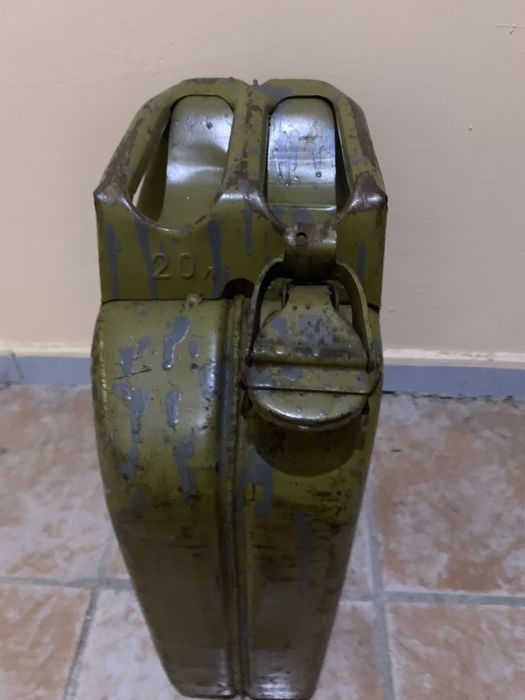 Каністра металева 20 літрів