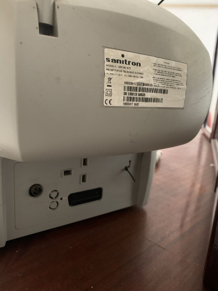 Televisão Sanitron antiga