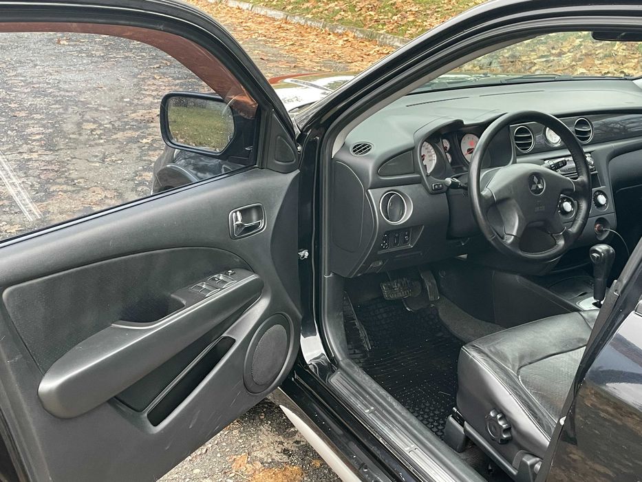 Mitsubishi Outlander 2.4 АКПП 2007 год