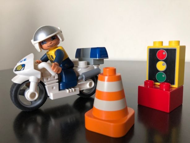 Klocki Lego Duplo zestaw Motocykl policyjny 5679 jak nowe!