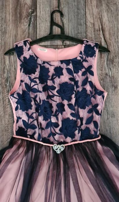 Сукня   на свято