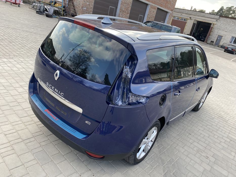 Разборка Renault scenic 3 бампер капот фара