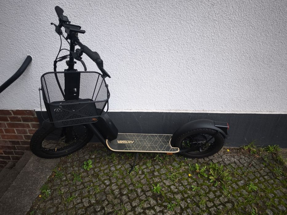 Hulajnoga VIRON XL-1200 a de

1200-S DE