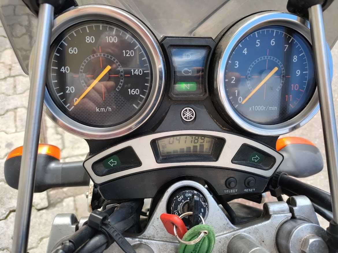Mota Yamaha YBR 250