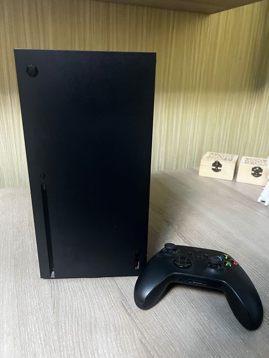 Приставка Xbox Series X