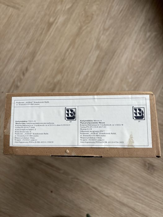 Biała bateria podtynkowa Mexen