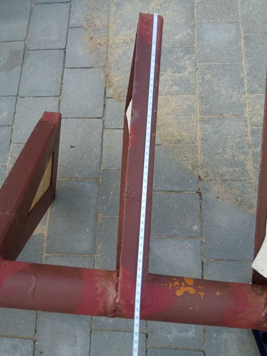 Solidne schody kręcone metalowe zewnętrzne