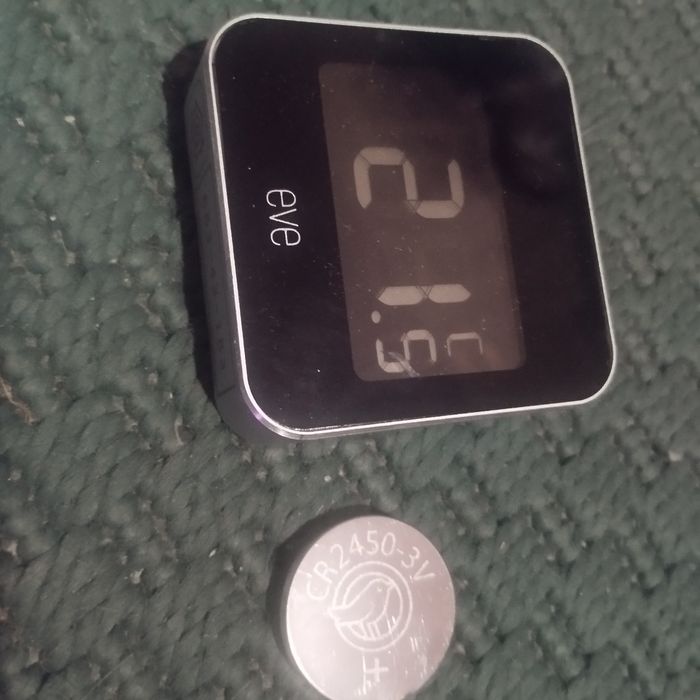 Розумна метеостанція Eve, температура, вологість, прогноз погоди.