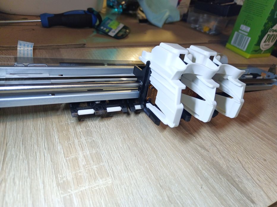 Kompletna Karetka do HP DeskJet 2820 (może pasować do innych modeli)