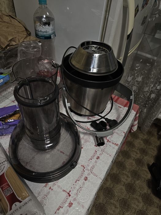 Cоковижималка PHILIPS HR1871