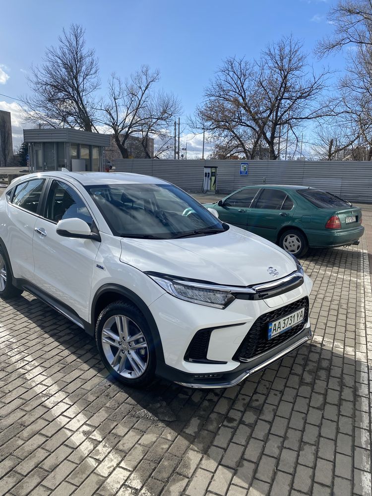 Електромобіль Honda Everus VE-1