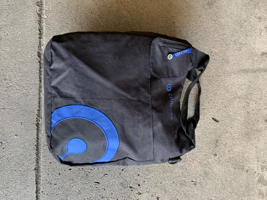 Carrinho de bebe marca concord , usado.