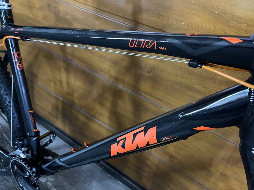 KTM  Ultra 1964, Rock Shox Air