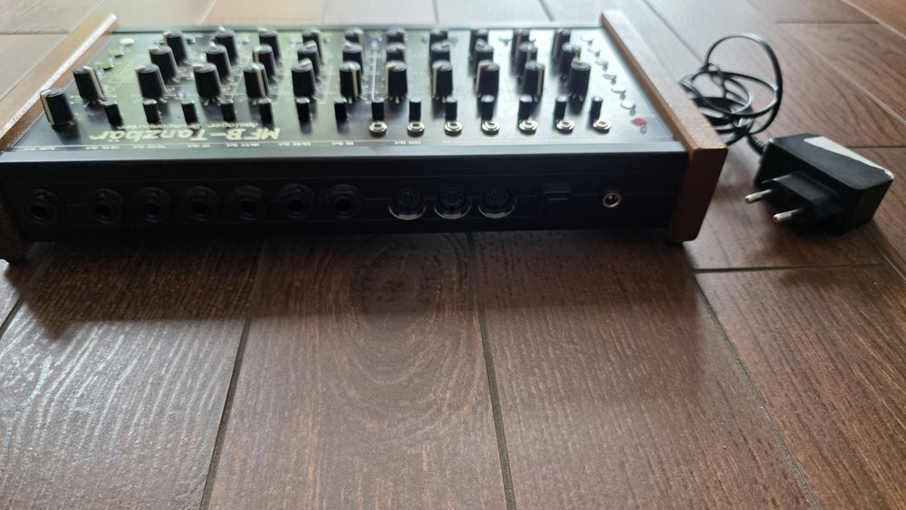 MFB Tanzbar 1 Analog Drum machine