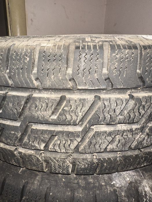 Зимові шини R16c