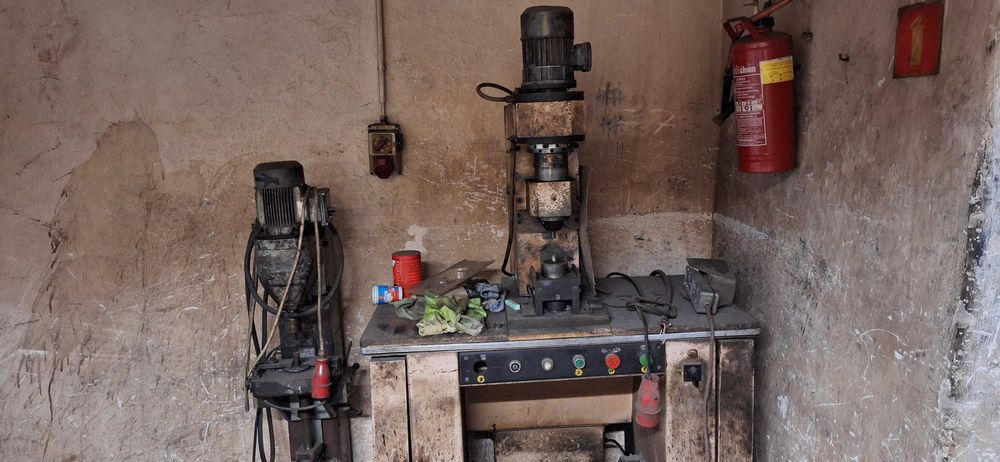 Dwie Nitownice radialne