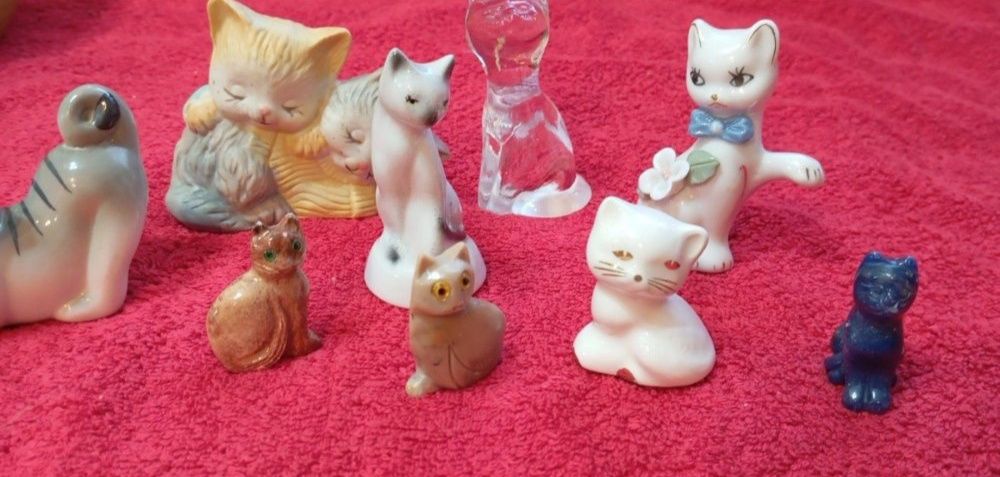 Кошки. Кошечки. Котята. Фигурки для детей. Много