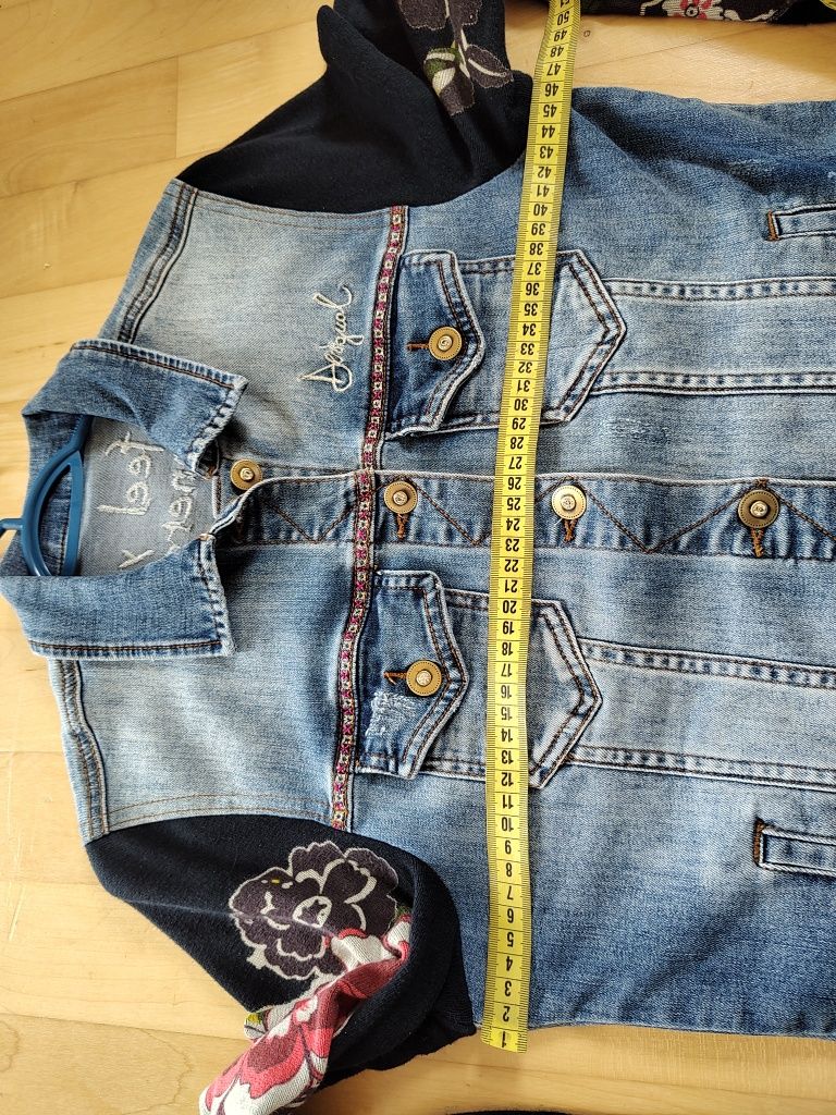 Piękna jeansowa kurtka Desigual - r.M