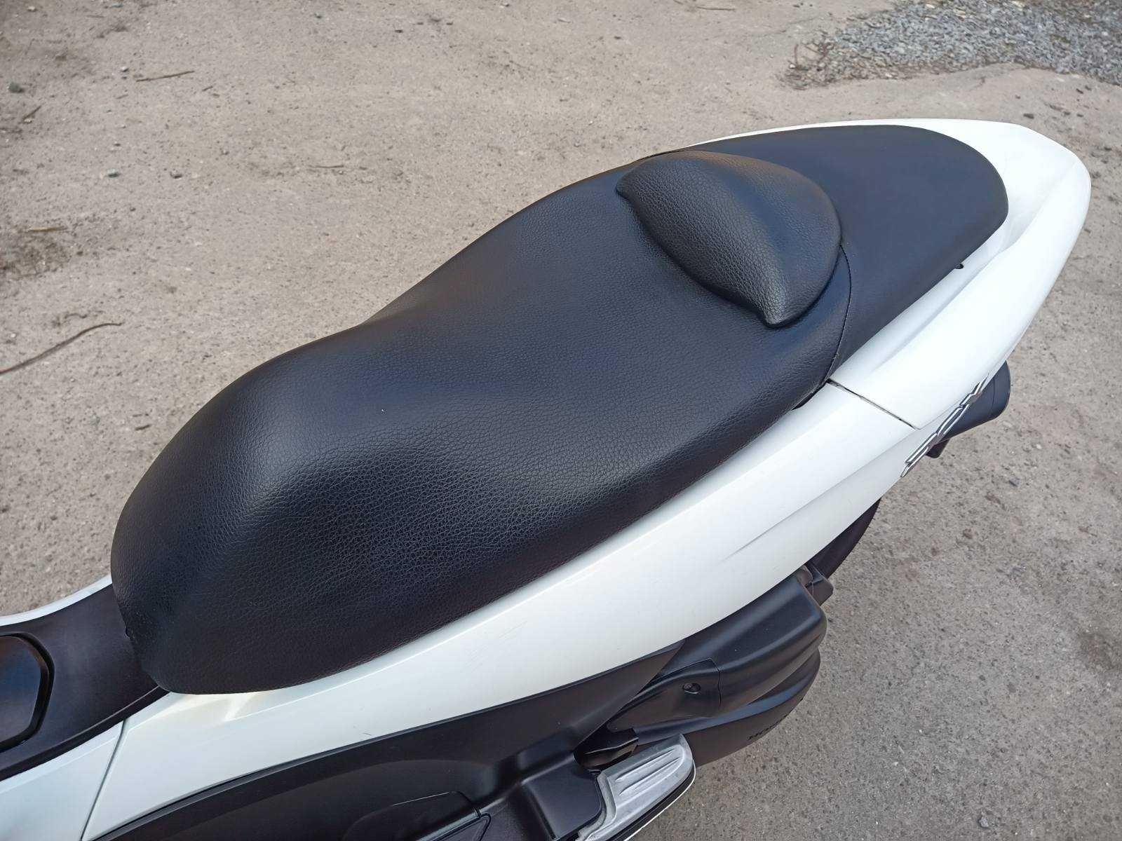 Honda PCX 125 скутер