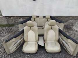 Сідушки сидіння TOYOTA CAMRY 70 бежевий салон шкіра-алькантара
