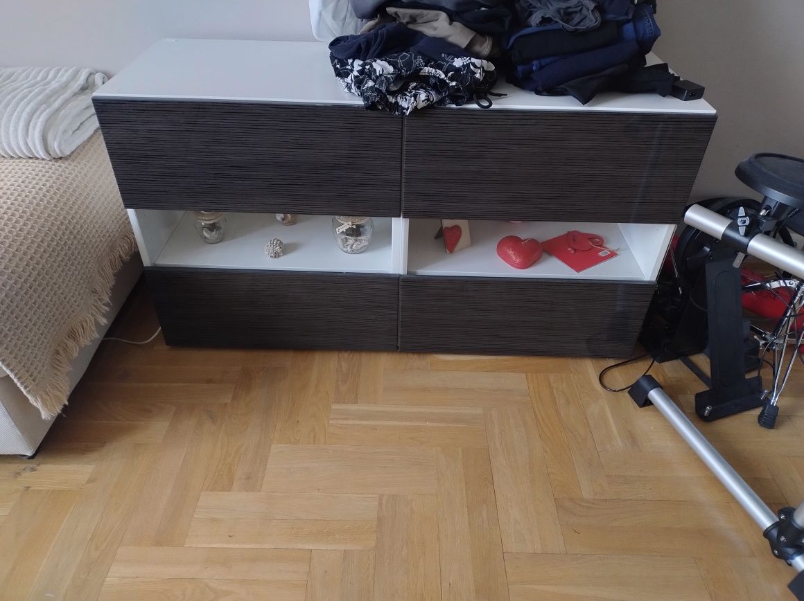 Ikea Besta fronty do szafek 60x64 5sztuk