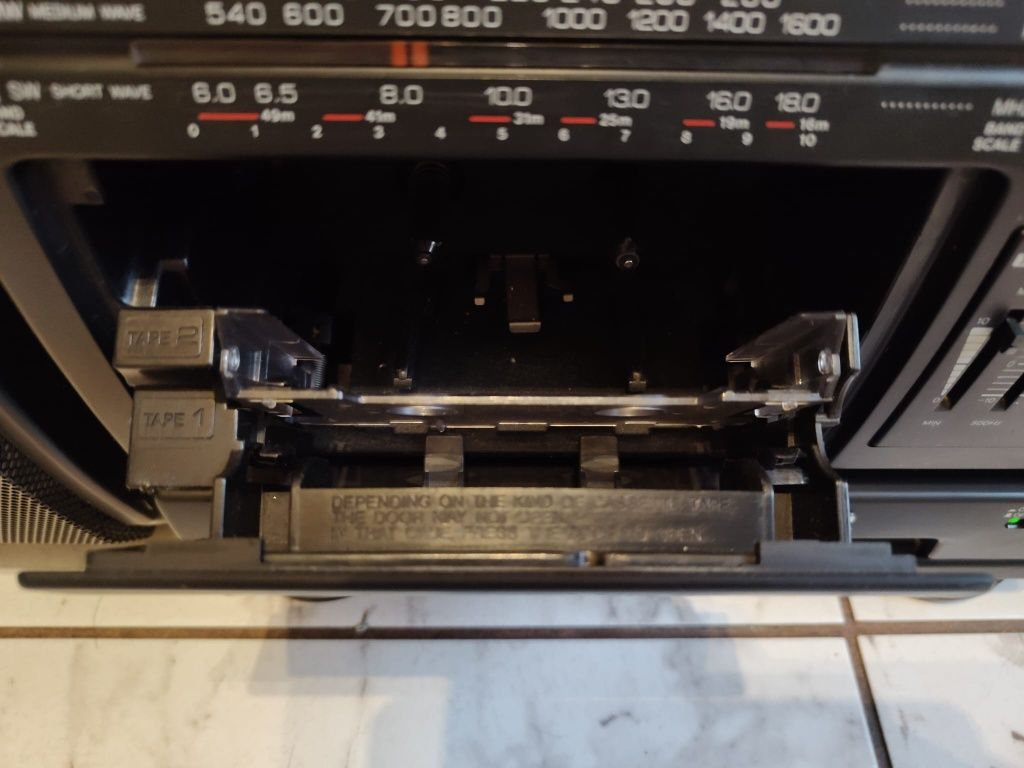Bumbox Sharp WF-T380 ht