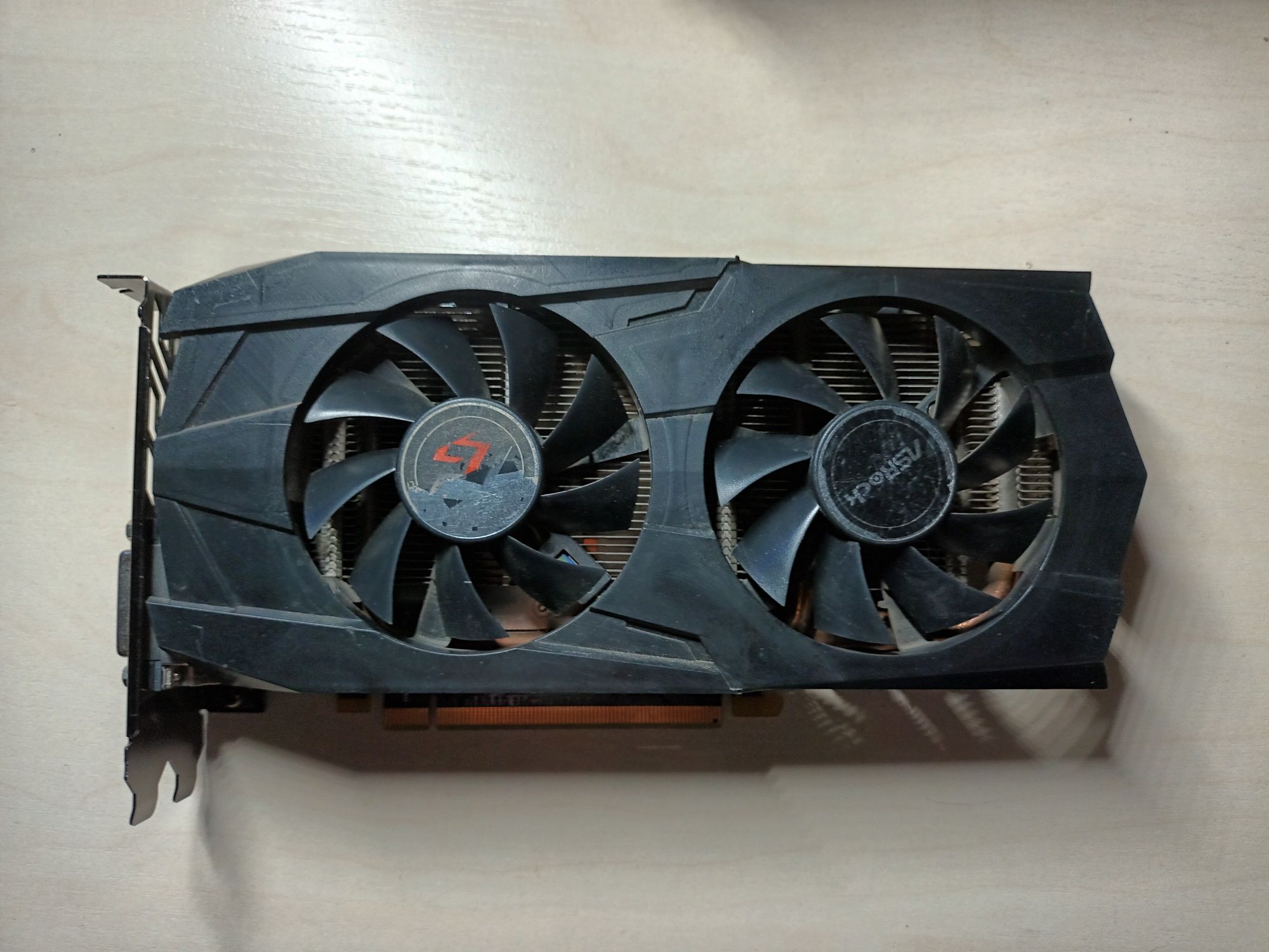 Відеокарта rx 570 8gb asrock amd radeon