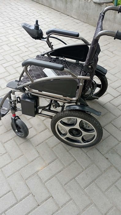 Складная электрическая коляска  MIRID D-801