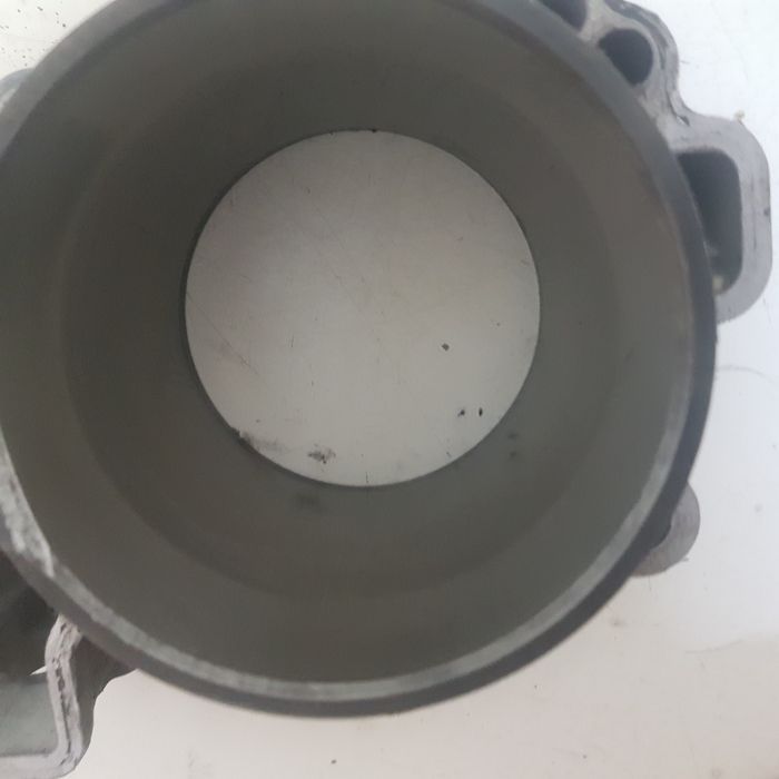 Cylinder z tlokiem do suzuki TL 1000 rok 2000