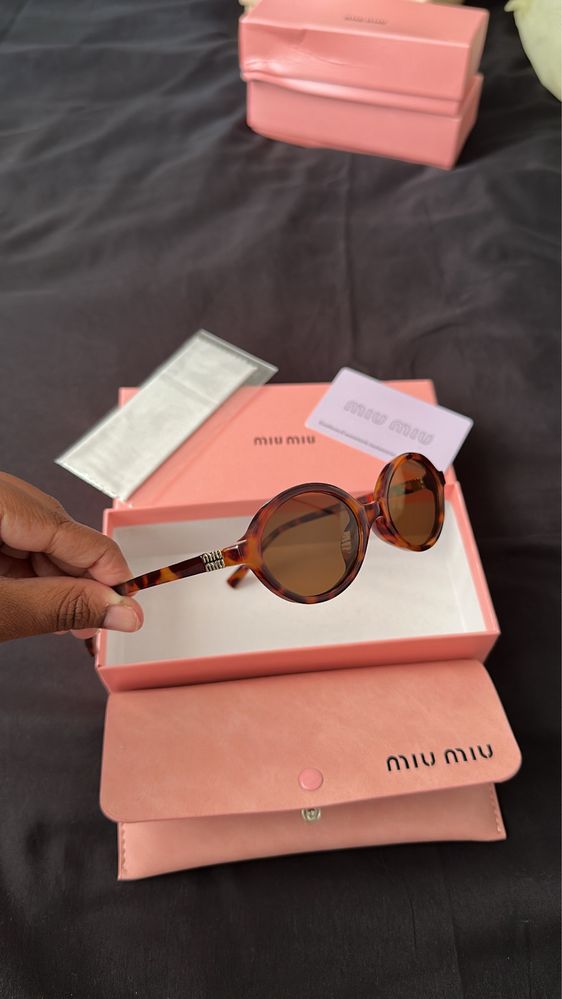 Oculos novos da miu miu