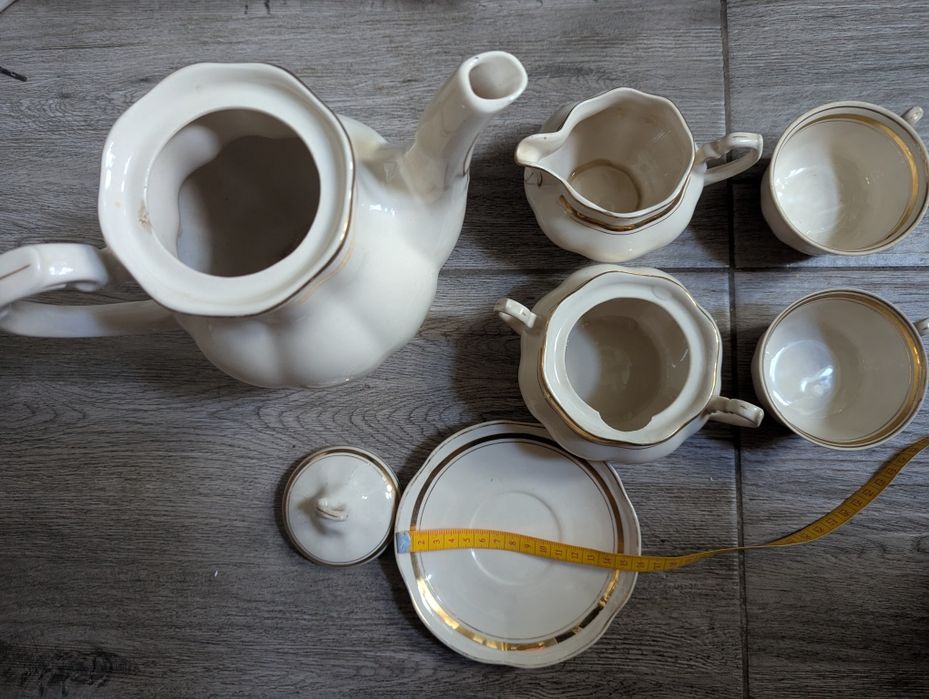 Serwis do kawy Chodzież PRL filazanki porcelana niekomplet