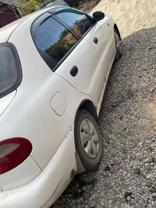 Купити Део Ланос