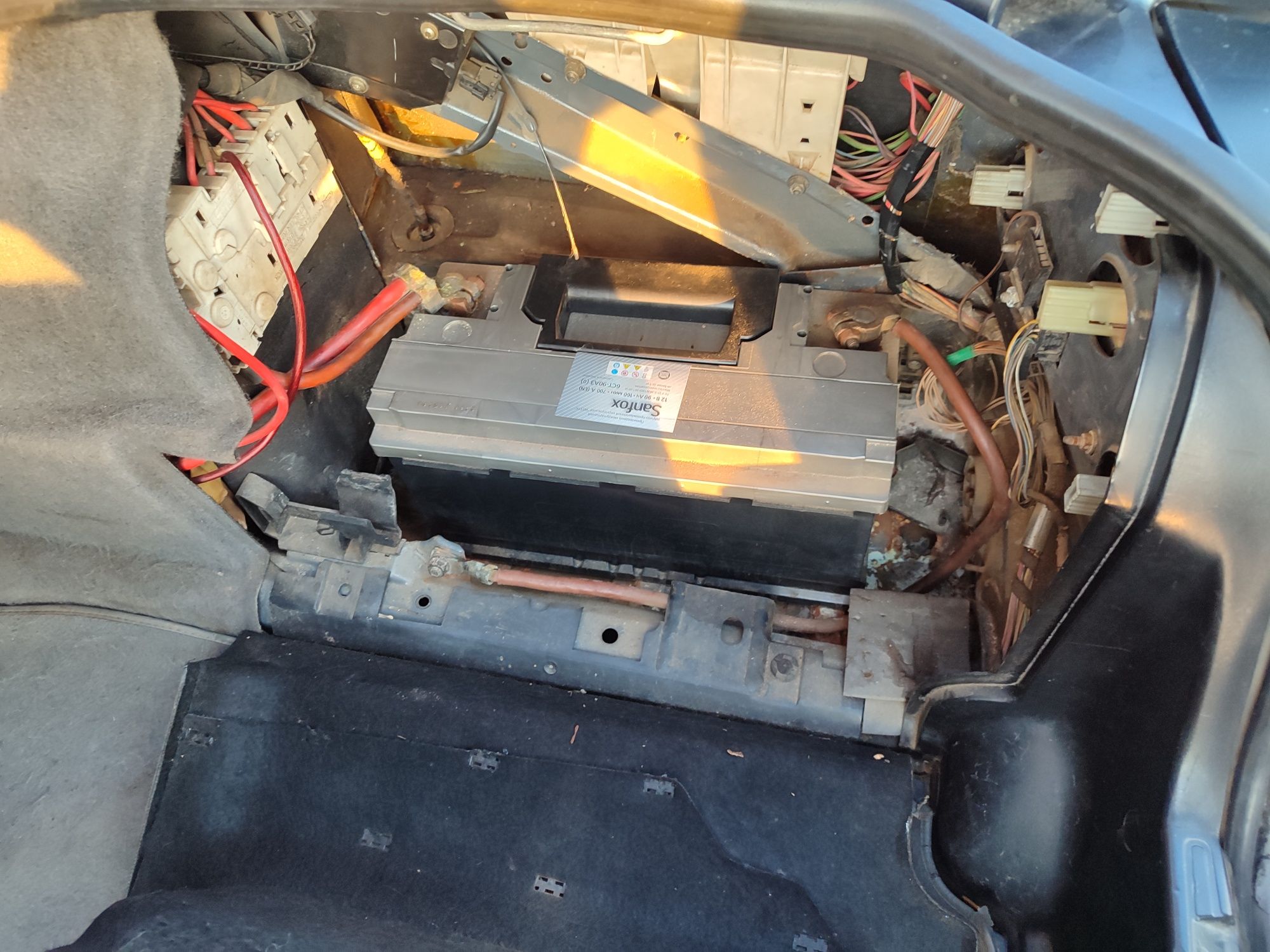 BMW E38 1996 2.8