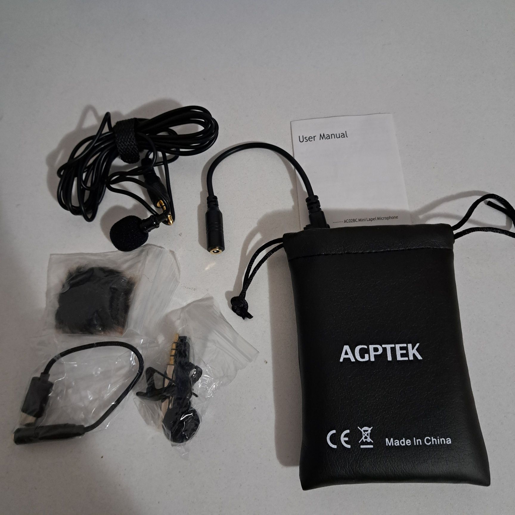 Mikrofon Agptek.