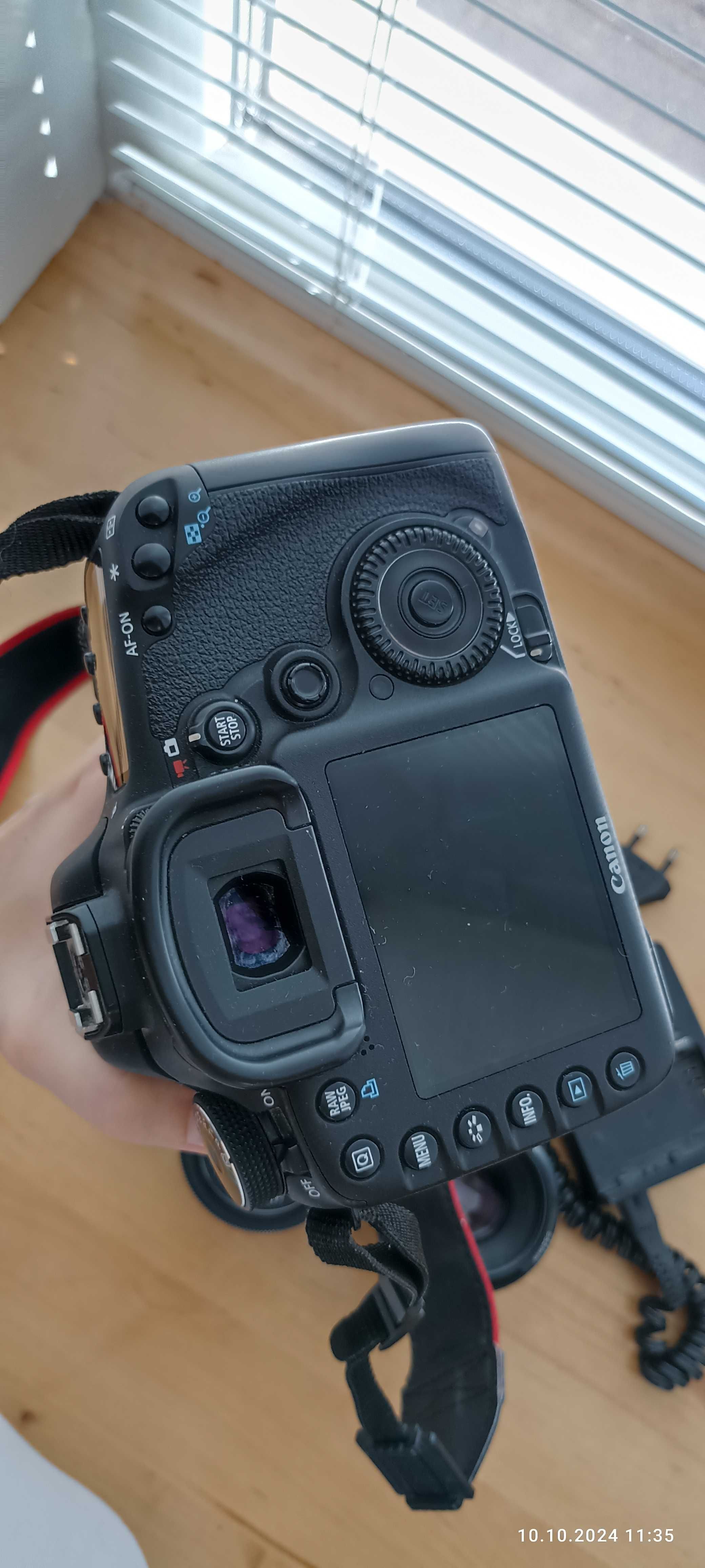 Canon 7D 24 mm ,50 mm  набір для хорошого старту