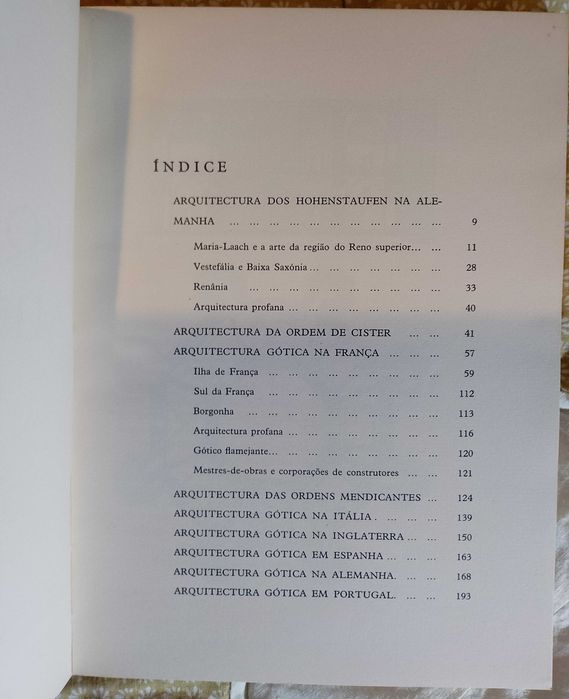 Arquitectura medieval I e II, Ernst Adam