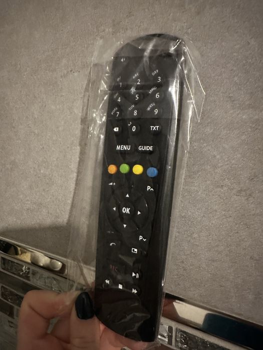 pilot do telewizora nowy