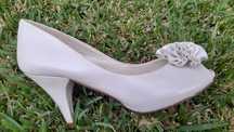 SAPATOS marca espanhola  "Lodi" noiva / cerimonia ,branco perola 35 tu