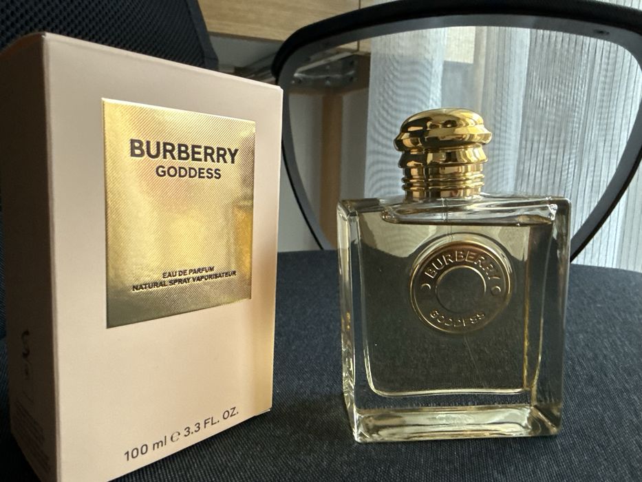 Perfume Burberry Godess 100ml novo