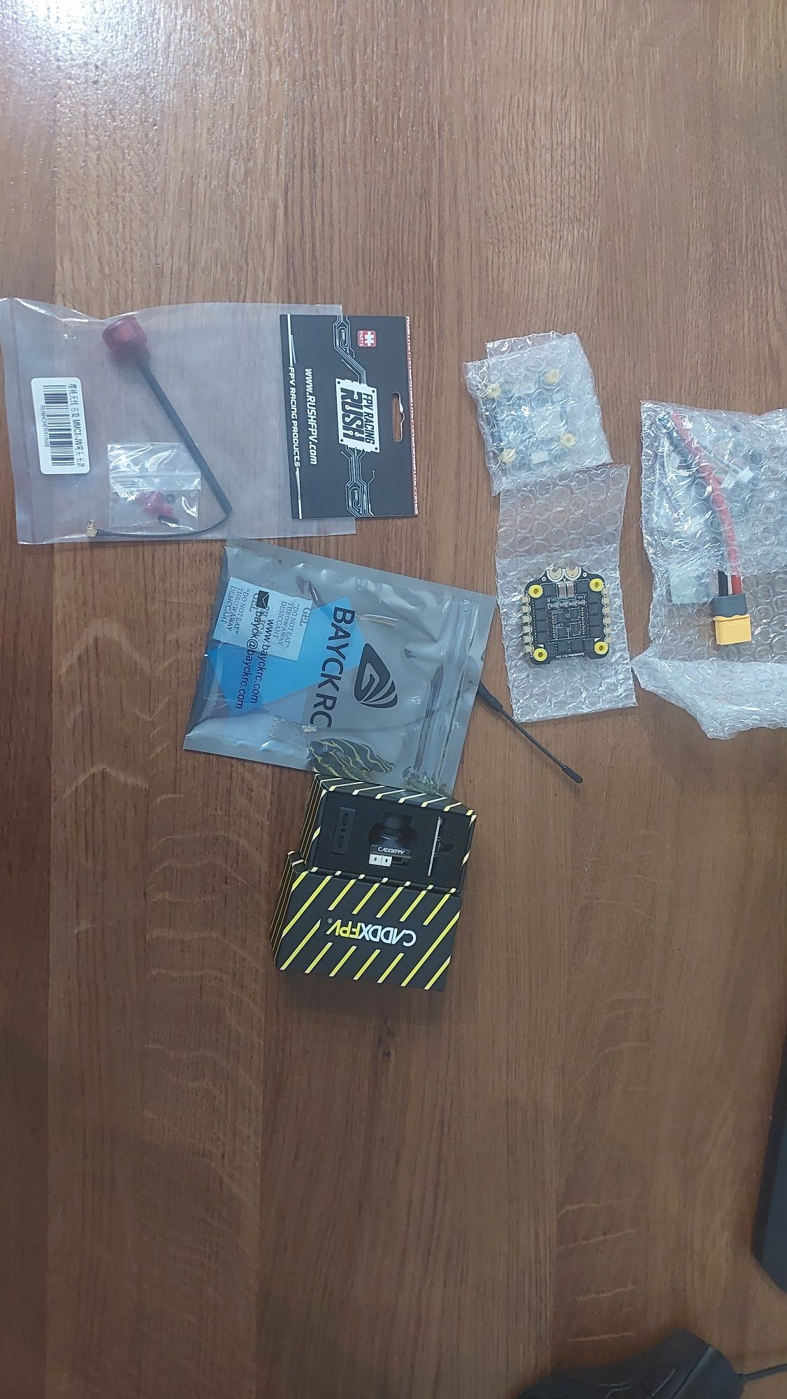 Продам відеопередавач fpv Vtx 5.8G 3 W