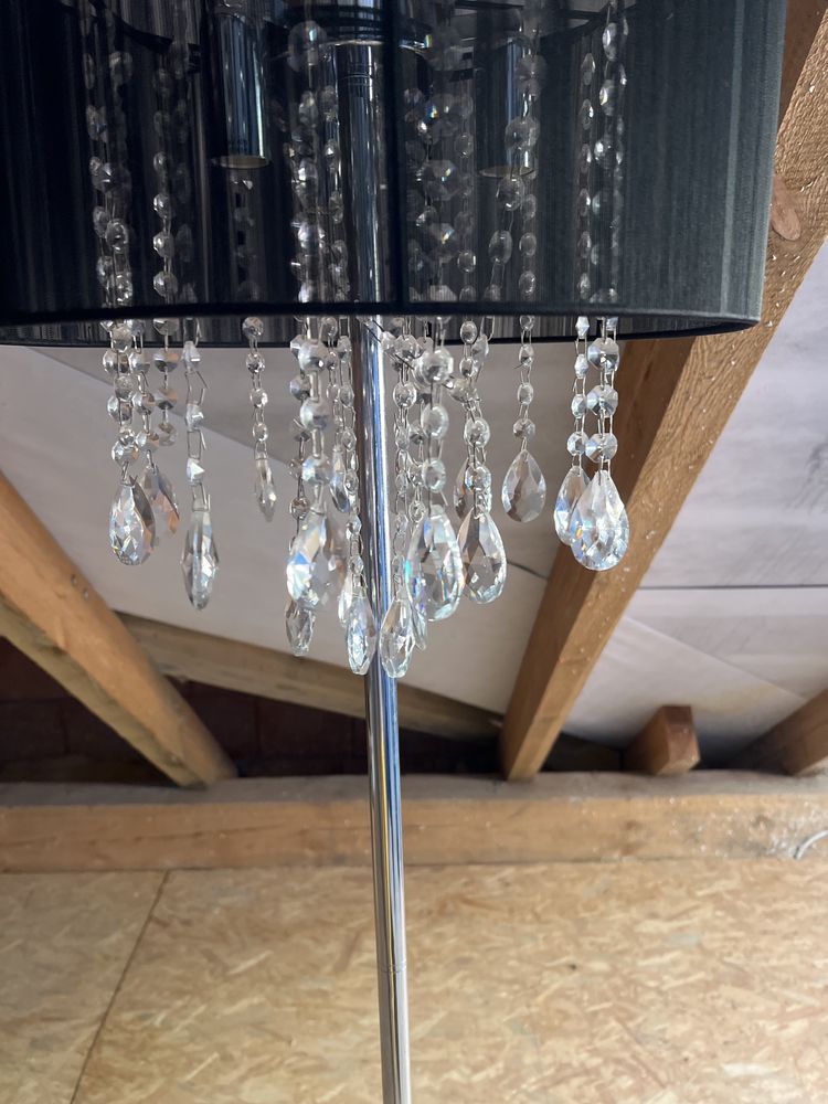 Lampa podłogowa z kryształami