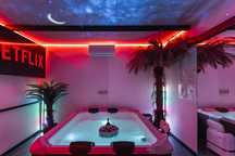 Apartament Domek Prywatne JAUCUZZI w pokoju na wyłączność KAPSUŁA SPA